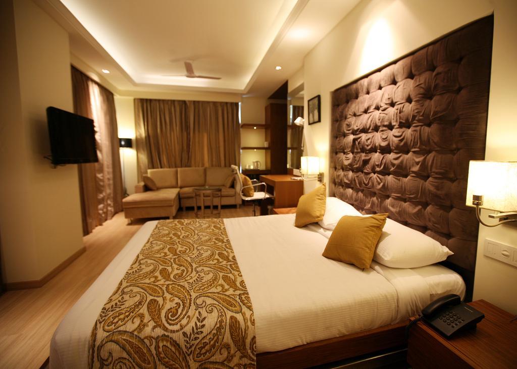 Hotel Riverview Ahmedabad Camera foto