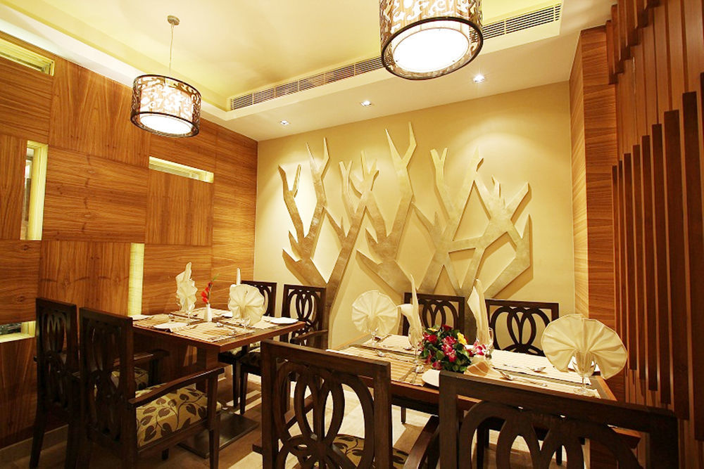Hotel Riverview Ahmedabad Esterno foto